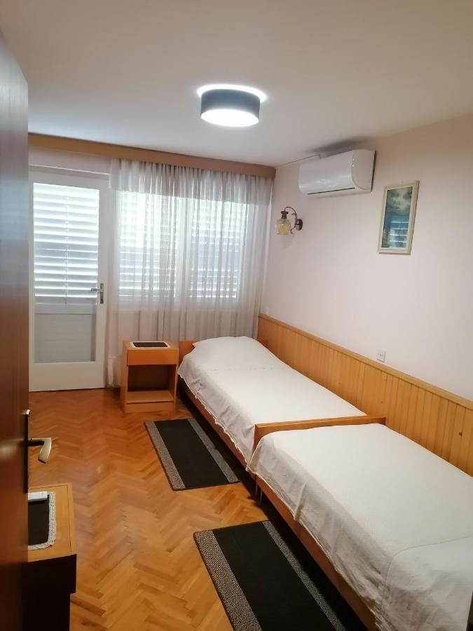 Guesthouse Butkovic Пунат Екстер'єр фото